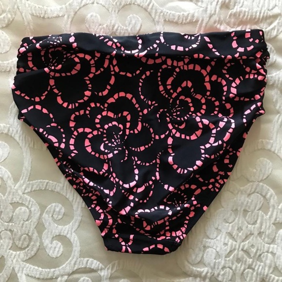 La Vie en Rose Bikini Bottom - Picture 2 of 5